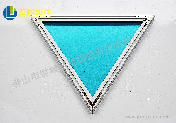超薄隱形廣告燈箱畫(huà)框裝飾鋁型材-1